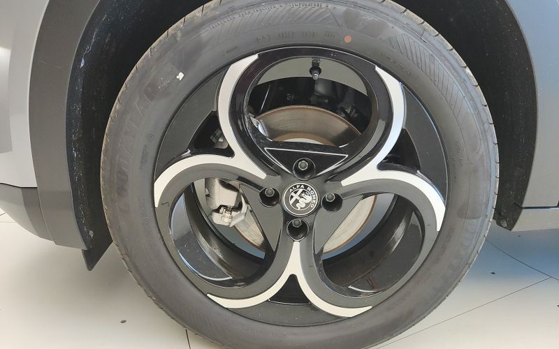 JUNIOR 1.2 136CV HYBRID EDCT6 SPECIALE